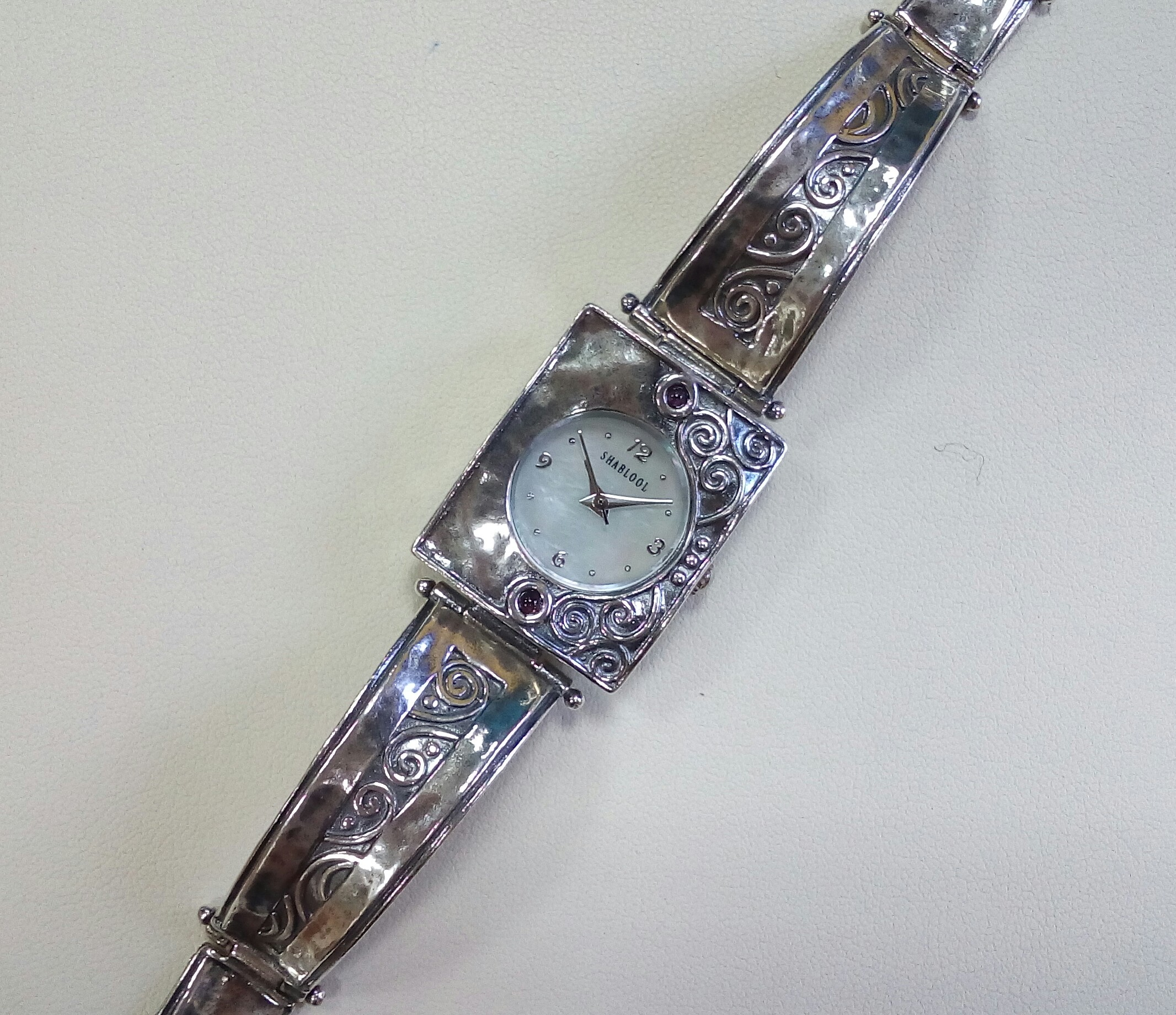 Часы серебро 925* W7/7300  Гранат 35,94 гр 19,5 см  по заказу ЮК Серебро Израиль