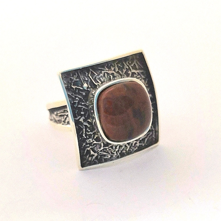 Кольцо серебро 925*R12AR/3000 Яшма 18р 13,56г по заказу  ООО Тайна серебра Армения